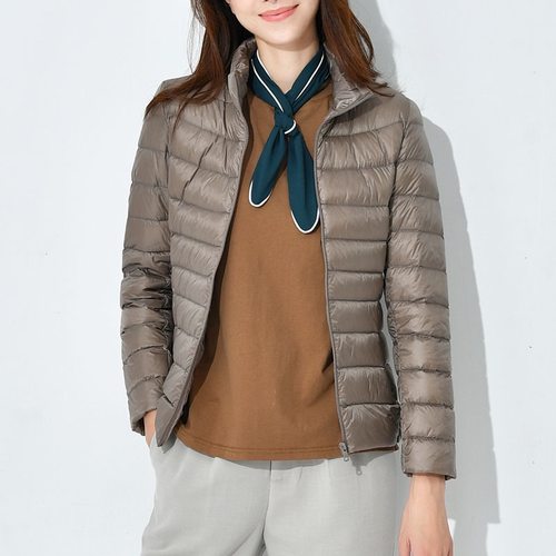 百搭羽绒服女白鸭绒外套