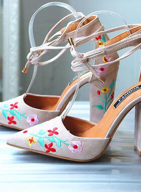 2021款wish新欧美尖头绣花刺绣磨砂粗跟鞋女外贸厂家女式凉鞋