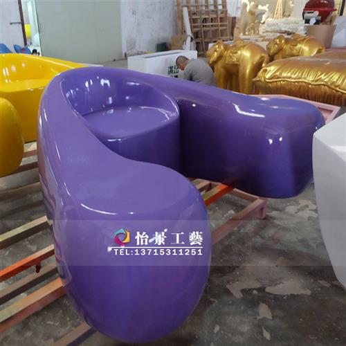 玻璃钢三角形休闲椅彩绘休闲椅玻璃钢休闲座椅雕塑