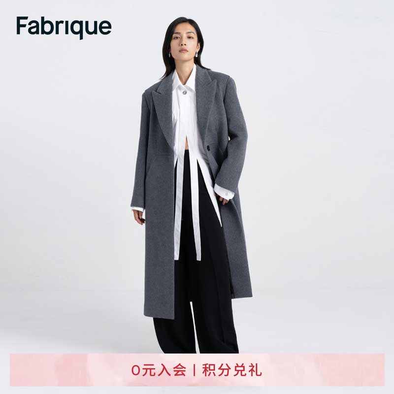 Farique羊毛立体结构宽肩大衣