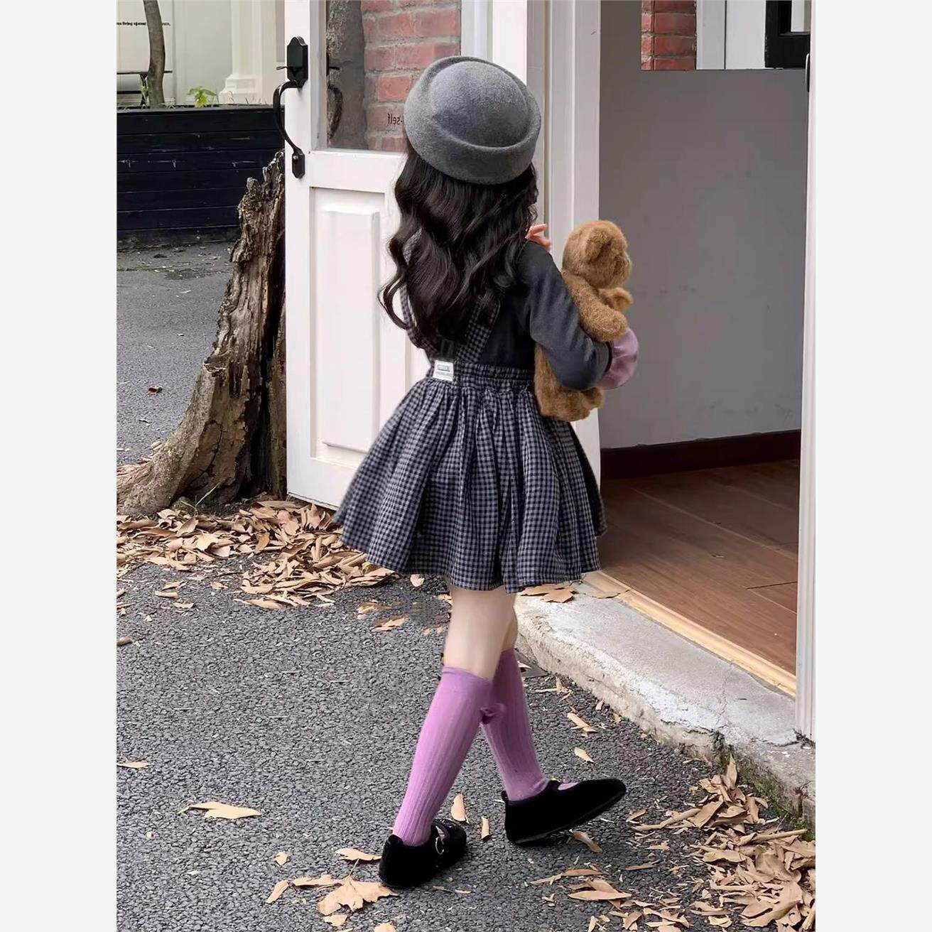 韩版女童2025秋季新款复古格纹背带短裙小女孩灰色荷叶袖打底衫潮