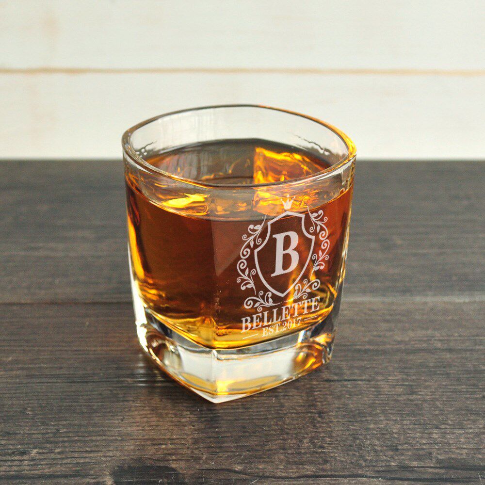 Custom Whiskey Glass, Monogrammed Whiskey Glasses, Engraved图片