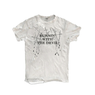 AT荒诞小镇 丧系灵感穿搭图鉴简约暗黑系T恤破洞水洗超薄180g短袖