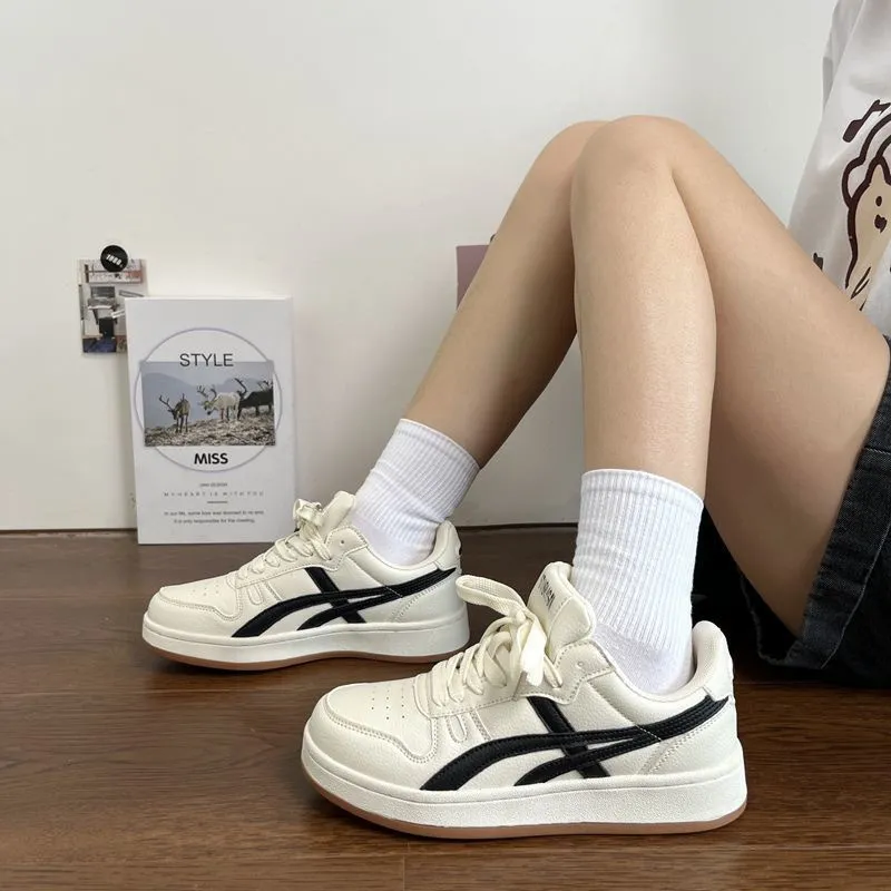 情侣厚底增高奶油色低帮小白鞋情侣男女款秋季小众德训运动板鞋潮