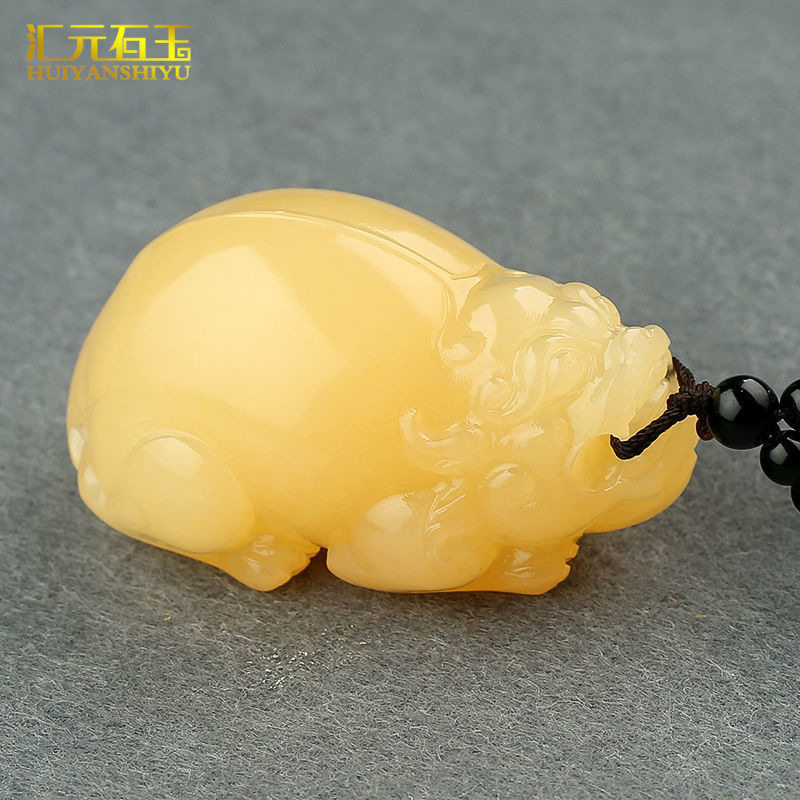 米黄玉发财猪貔貅手把件玉金蟾白菜把玩件玉石玉器手抓件