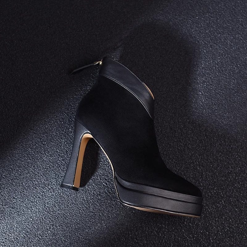 2026秋冬新款磨砂尖头防水台粗跟高跟V口短靴及裸靴12cm短筒靴女