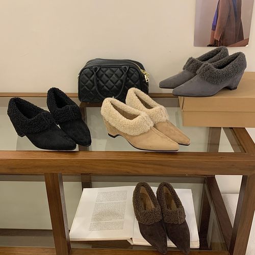 新款保暖名媛风复古坡跟增高单鞋