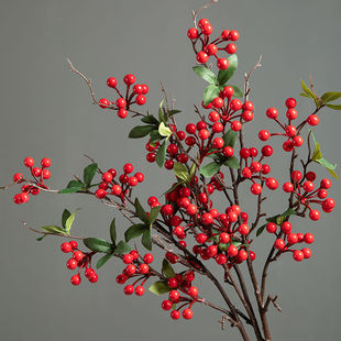 带叶富贵红果仿真花摆件发财果客厅插花假花红豆装饰结婚乔迁花艺