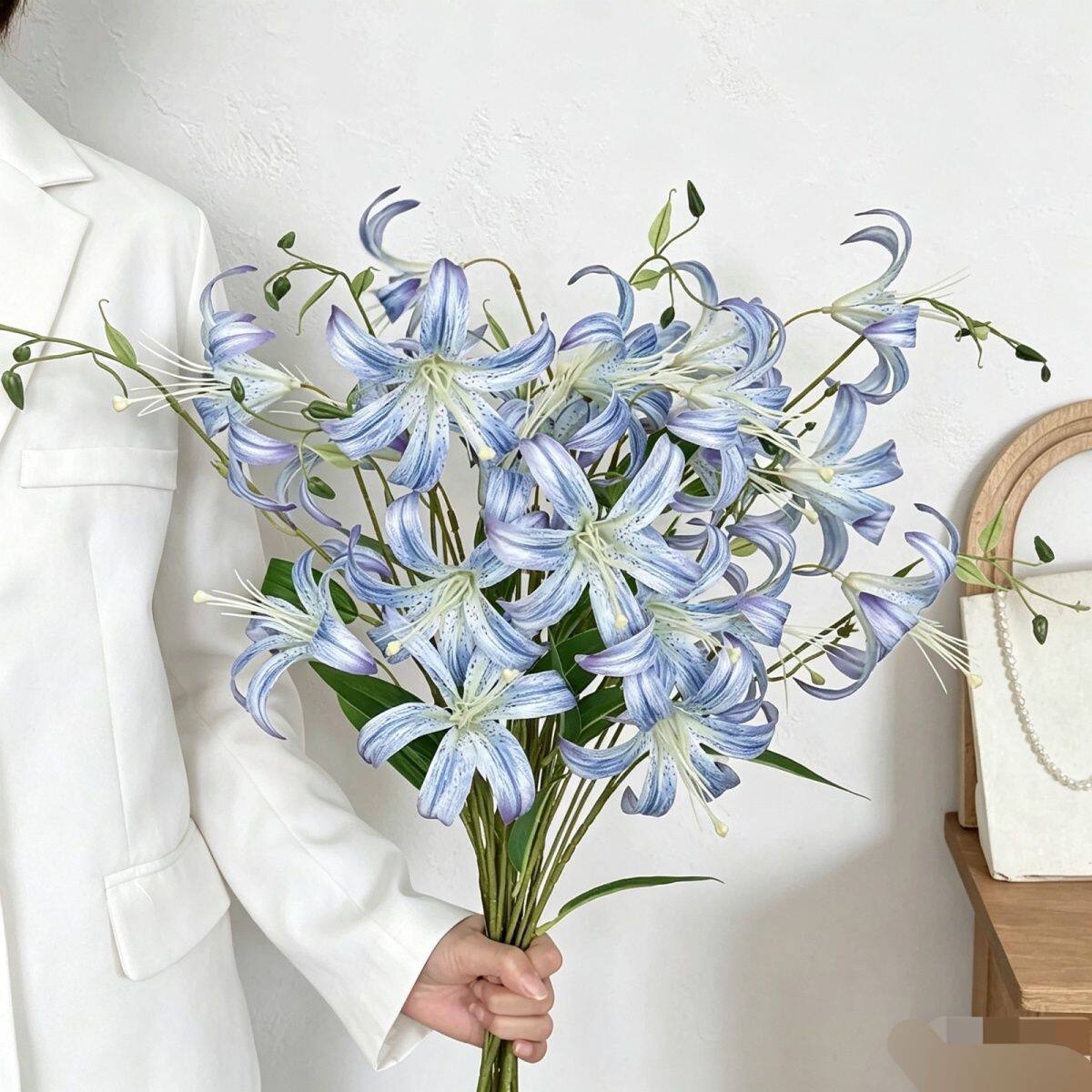 仿真花油画百合花假花高档客厅居家摆设装饰花新款永生花桌面摆件