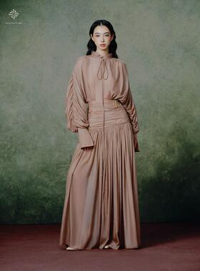 LINH PHUNG 越南品牌SONATE DOREE系列主教袖长款连衣裙定制