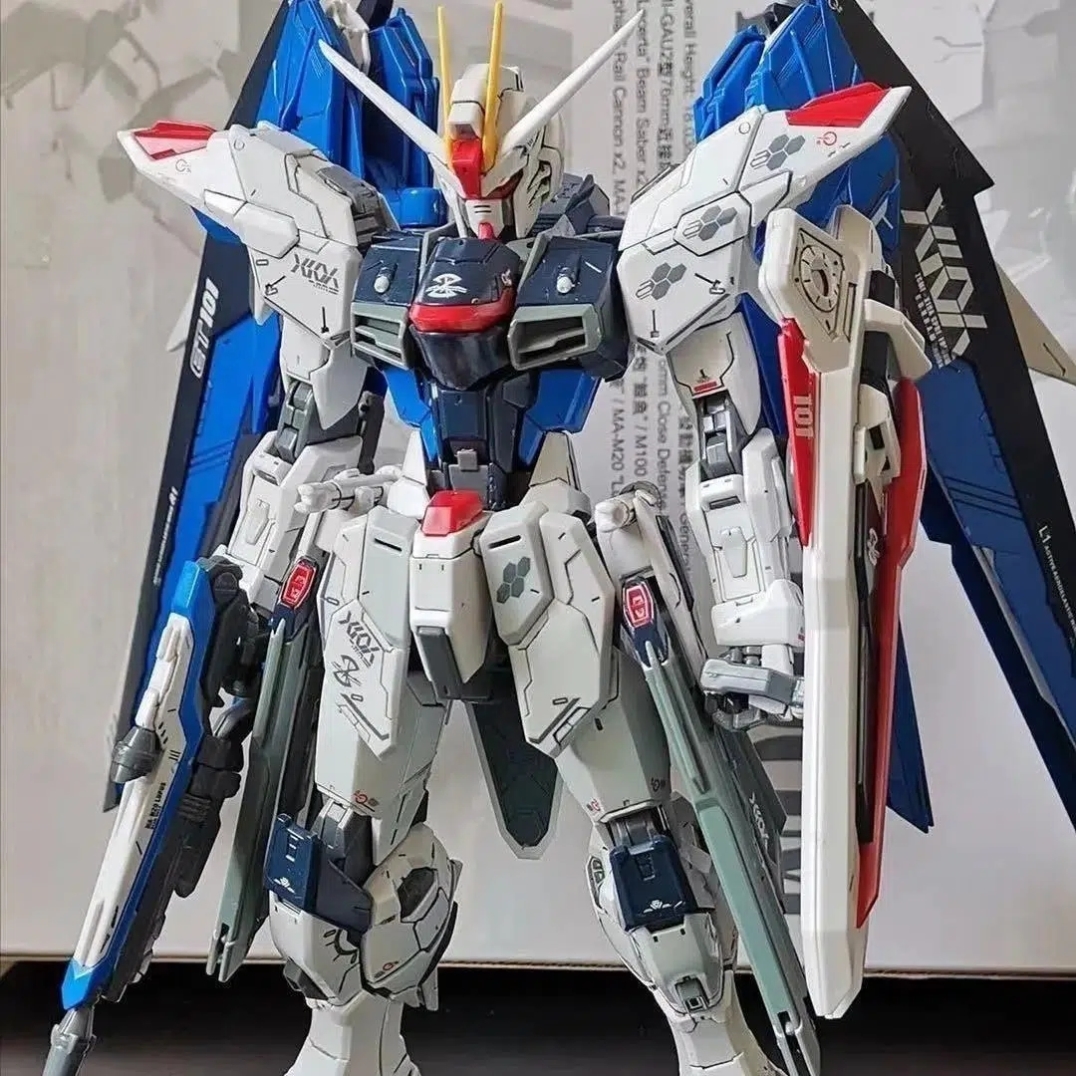 高达积木模型hg独角兽红异端机甲机器人强袭自由男孩益智拼装玩具