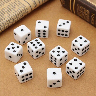 10pcs/set 16mm Standard Six Sided Acrylic Gaming Dices for C