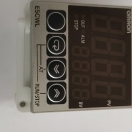 【议价】正品假货举报 温控表 E5CWL E5CWL-R1P E5CWLR1P PT继电