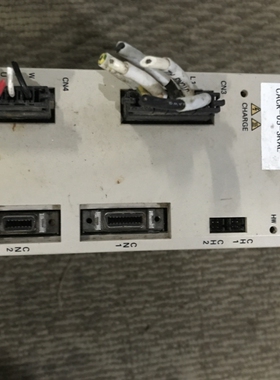 【议价】安川驱动 CACR-05-SKAE 8-9成新