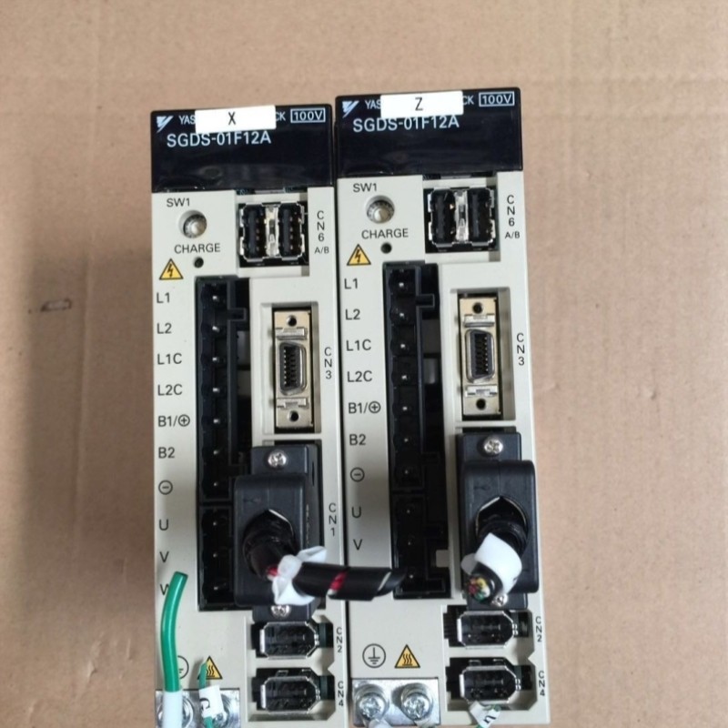 【议价】安川伺服驱动器SGDS-01F12A设备.成色8-9成新.拍前询价