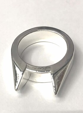 1Pcs Self-Defense Ring Wo Portable  Weapons Safety Survival