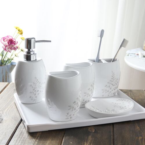Ceramic wash bathroom four piece furniture decoration wash