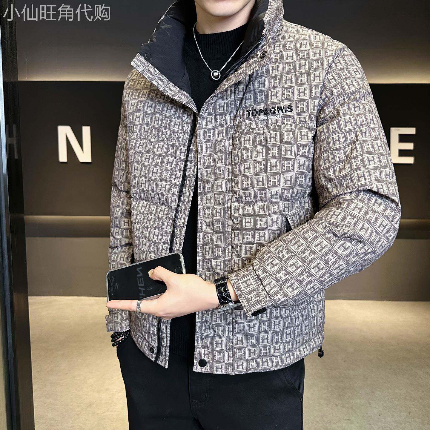 冬季羽绒服男款欧货高端轻薄短款立领加厚休闲百搭高级感字母外套