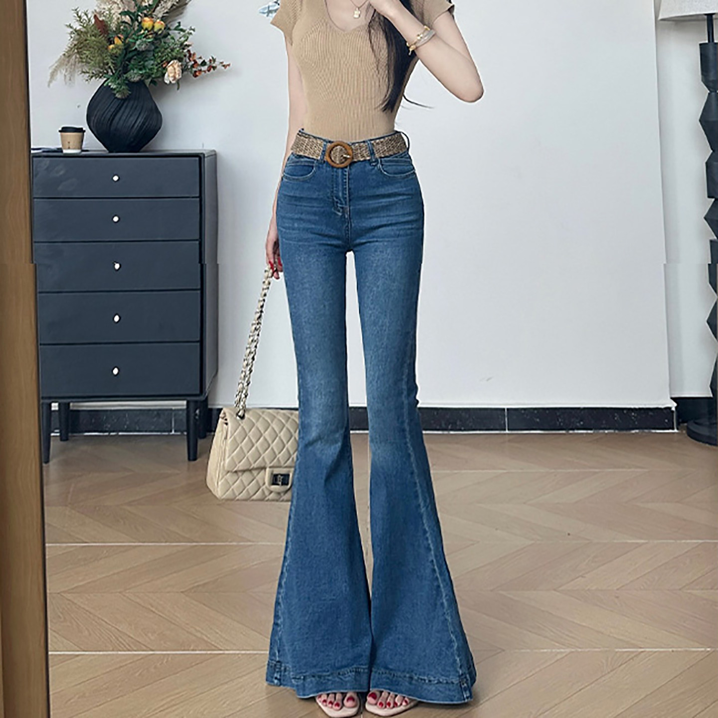 时尚爆款弹力微喇牛仔裤女2025新款春秋季收腹提臀紧身显瘦马蹄裤