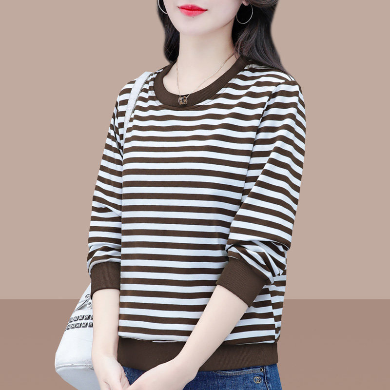 条纹圆领长袖卫衣女2026新款春秋季薄款洋气减龄休闲显瘦短款上衣