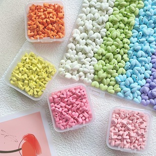 可爱彩虹彩色屁桃子爱心合金珠子diy手工串珠手机链散珠配饰材料