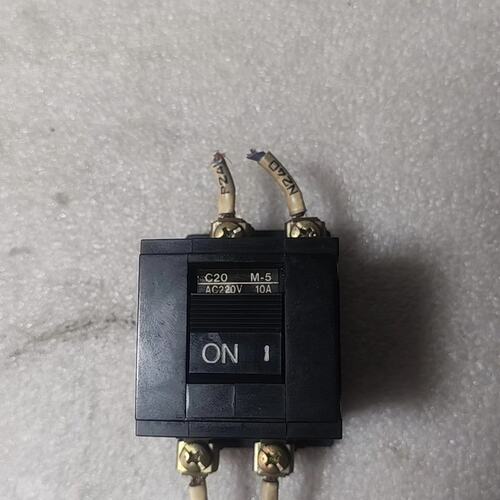 议价Matsushita断路保护器CP-C BAC20210可维修
