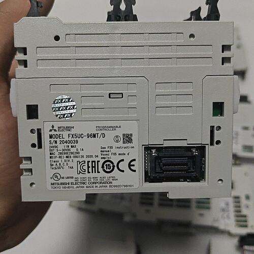 议价PLC FX5UC-96MT/D，几乎，，外可维修