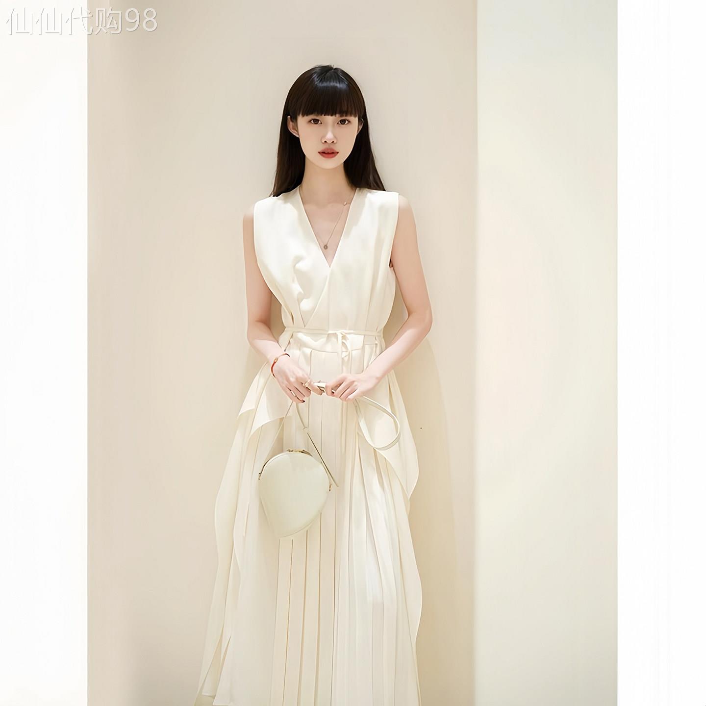 法式白色V领无袖背心洋装女夏季小众设计高级感收腰气质长裙子
