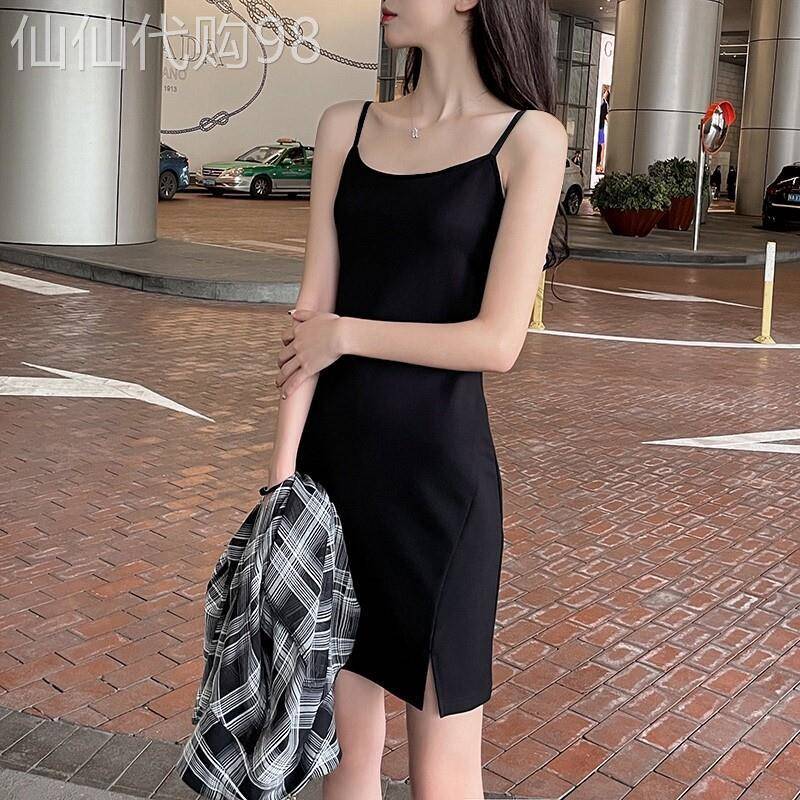 黑色吊带连衣裙女夏薄款2026新款修身显瘦收腰中长款开叉内搭短裙