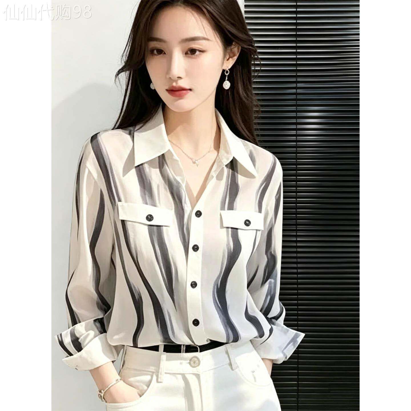 白色翻领长袖条纹衬衫女春秋欧货法式宽松显瘦衬衣气质通勤上衣潮