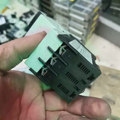 议价可维修马达保护器3RV1021-1DA15有一个，包好包