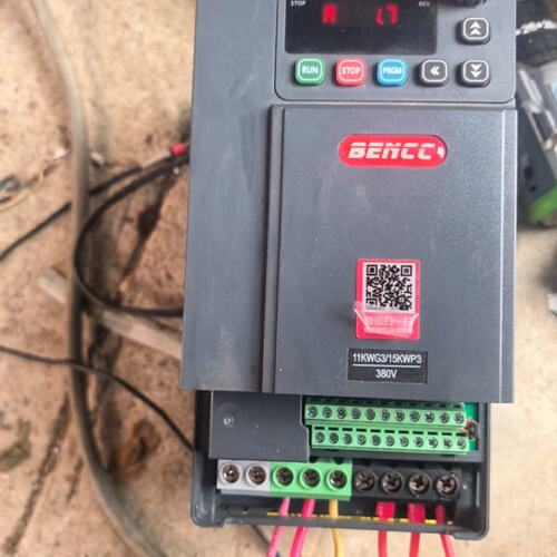 议价变频器B900-0110G3，11KW功率，380V三相