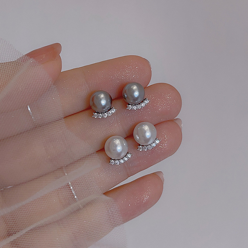 爆款复古珍珠女轻奢高级感耳钉