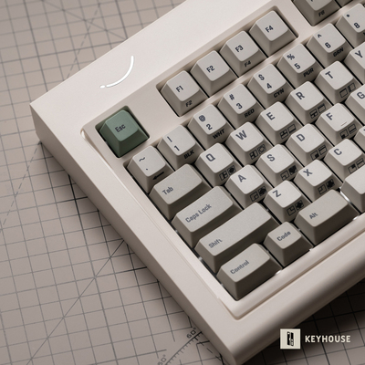 9009C64复古白键帽侧刻C64