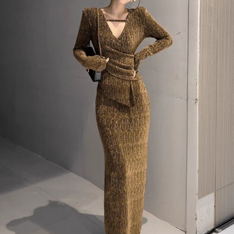 春秋新款气质高级V领包臀长裙高级感遮肉显瘦修身直筒裙开叉长裙