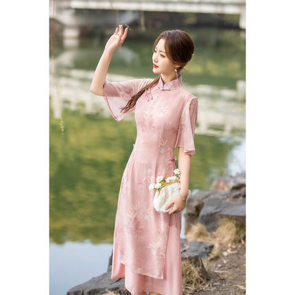 粉色奥黛旗袍2026新款改良年轻款少女茶服女夏季日常可穿优雅气质