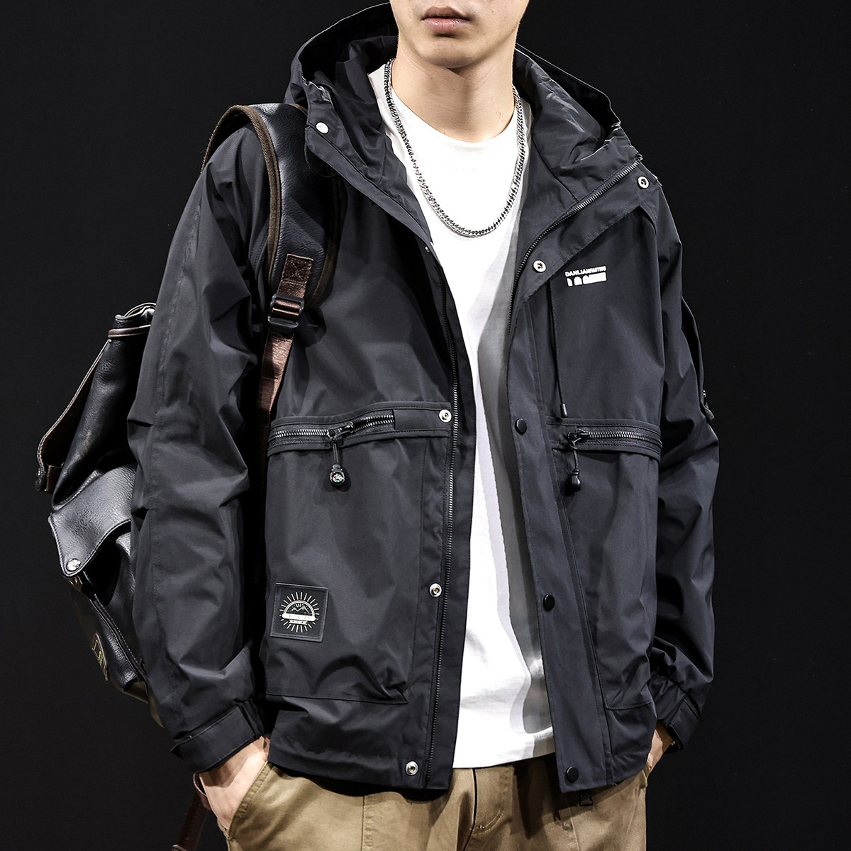 工装冲锋衣男外套连帽2025新款春秋潮牌男装大码男士户外山系夹克