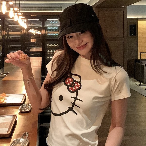 hellokitty约会穿搭T恤 可爱闺蜜装姐妹装 夏季度假风拍照上衣