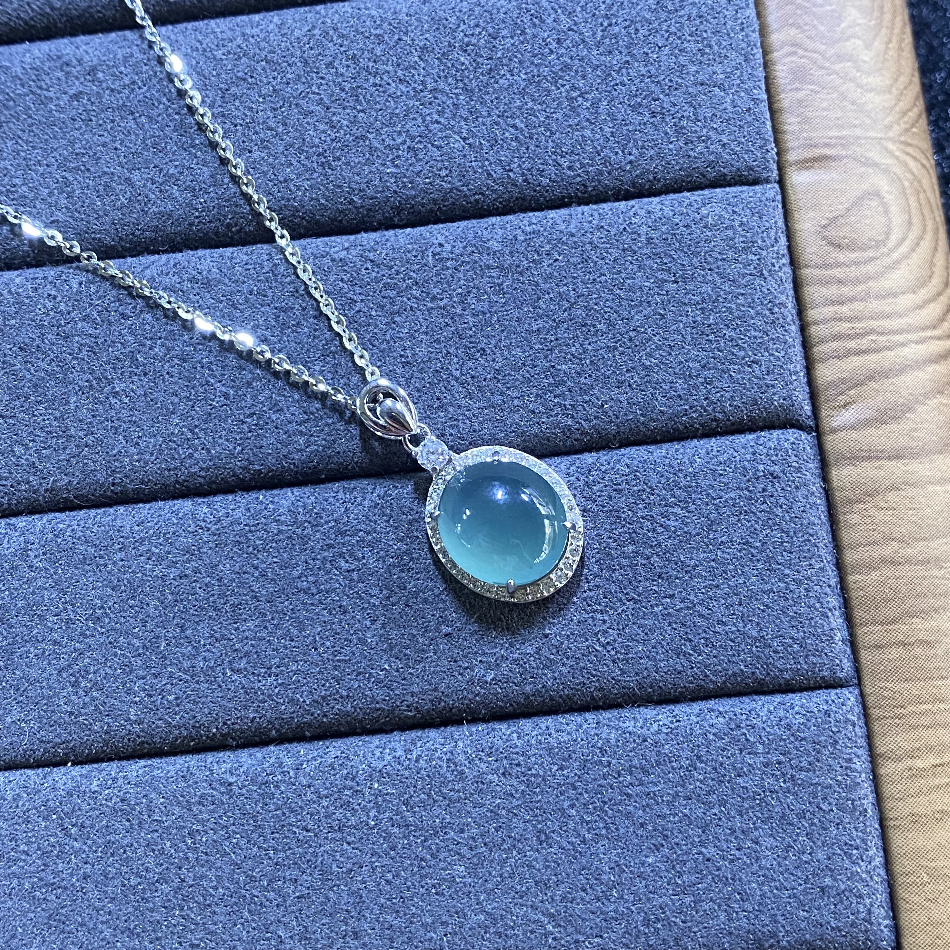 新款A货冰种翡翠吊坠情人节生日礼物S925银镶嵌电镀18K金防过敏