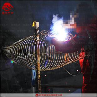 置 不锈钢镂空网格雕塑金属编织室外防水丝雕造型景区美陈装