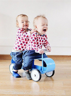 现货 法国Baghera Streamline 兒童專用 絕版收藏車 粉/黑禮物