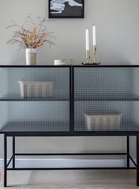 fermLIVING玻璃金属框架纳厨柜