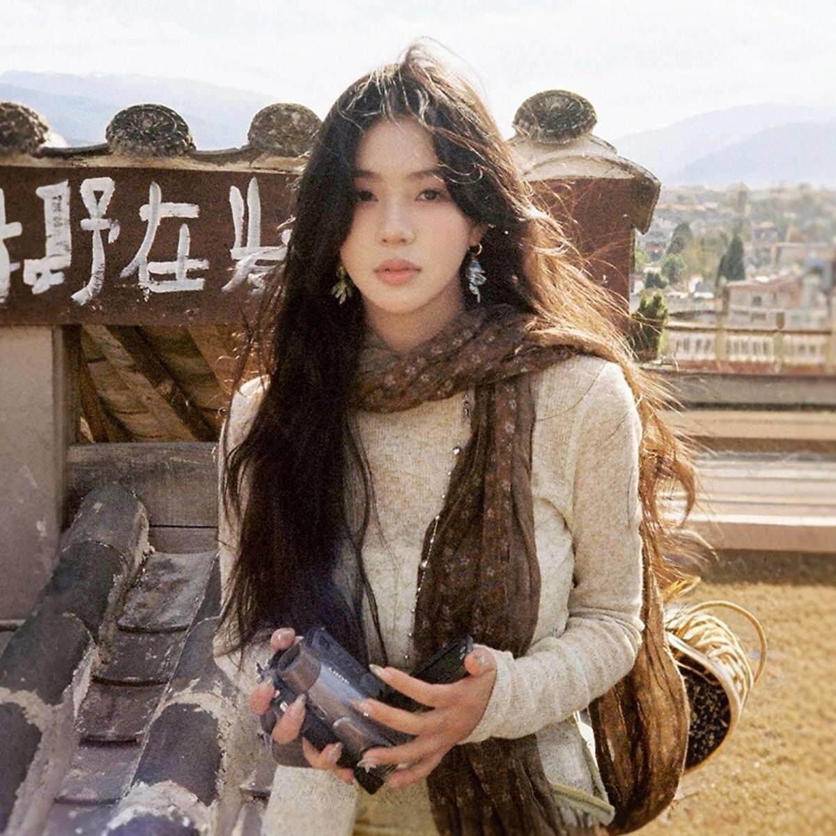 废土风棉麻围巾女薄款大西北新疆旅游民族风复古文艺丝巾系脖纱巾