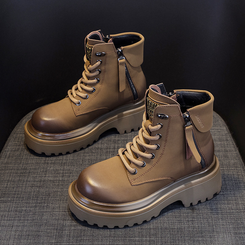 真皮内增高马丁靴女秋季短筒靴子