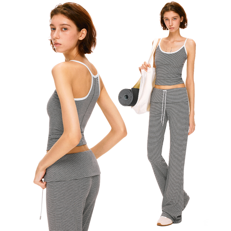 KVKV 灰色肤感条纹修身运动瑜伽遮副乳弹力吊带背心