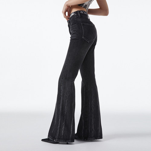 KVKV显瘦洗水分割喇叭牛仔裤