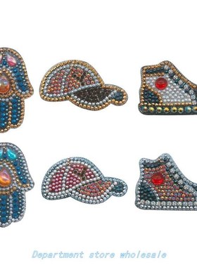 6pcs DIY Keychain Hat Shoes Cartoon Gloves Hat Shoes Accesso