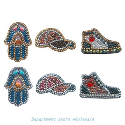 6pcs DIY Keychain Hat Shoes Cartoon Gloves Hat Shoes Accesso