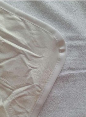 200x200cm Waterproof Bed Sheet  Mattress Pad  Topper With Ba