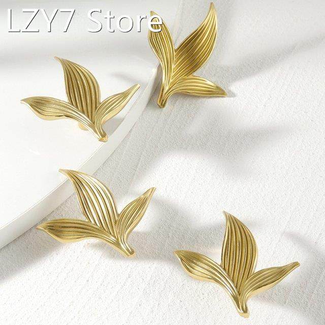 2pc flower shape/solid brass drawer knobs childrens